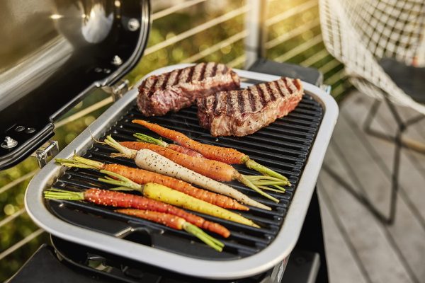 Lumin Compact Outdoor Electric Barbecue Grill, Black